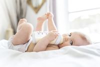 Skaza białkowa u niemowląt – objawy, przyczyny i dieta