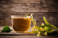 Herbata z lipy – właściwości. Jak zrobić napar lipowy?
