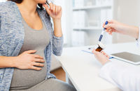 Tabletki przeciwbólowe w ciąży - jakie leki można brać?